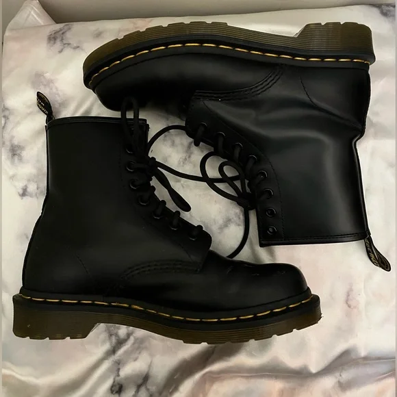 Dr. Martens Black Leather Lace-Up Boots - Picture 6 of 10